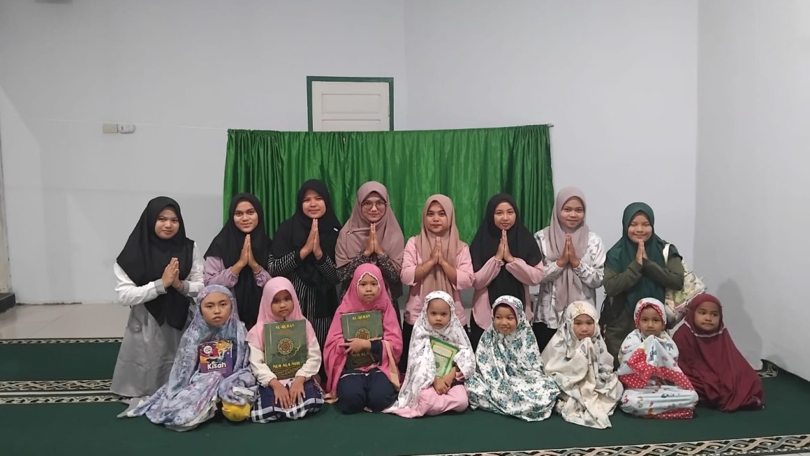 PKM Prodi PAI Inisiasi Program Pemberdayaan Masjid sebagai Pusat pembelajaran Al Qur’an dan Kepemimpinan Keagamaan